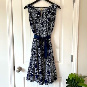 Navy blue and white dress. Size M medium.